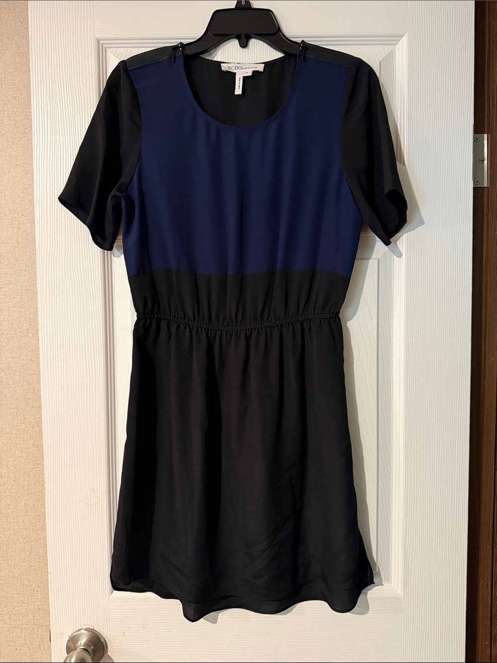 BCBGeneration Colorblock Navy and Black Short Sleeve Dress